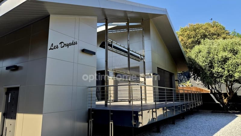 VILLA D'ARCHITECTE SUR PILOTIS - EXCLUSIVITÉ & ESPRIT YACHTING (3)