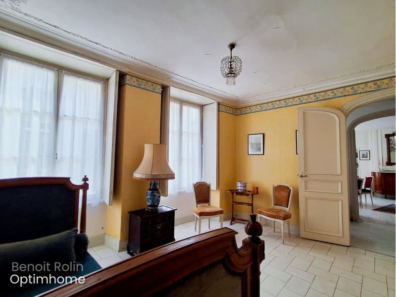 Maison bourgeoise du XIXe siècle au coeur de Saint-Calais (4)