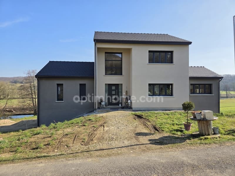 Maison NEUVE à vendre!! 3 chambres + une suite parentale en RDC située (6)