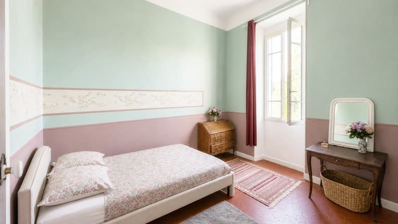 SALON-DE-PROVENCE (13) | Maison de maître de caractère avec jardin et (12)