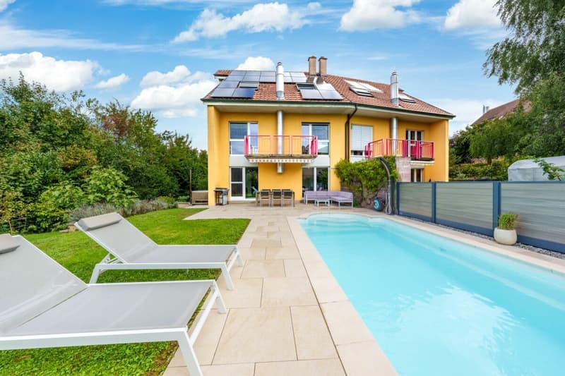 Magnifique villa d'architecte de 7.5 pièces avec piscine chauffée et jacuzzi à 5 minutes de Payerne (12)