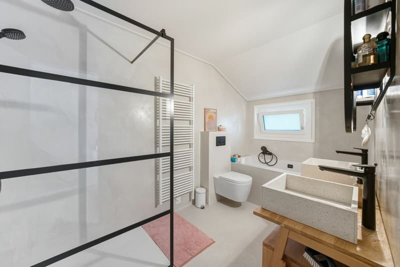 Villa mitoyenne entièrement rénovée à Orbe (7)