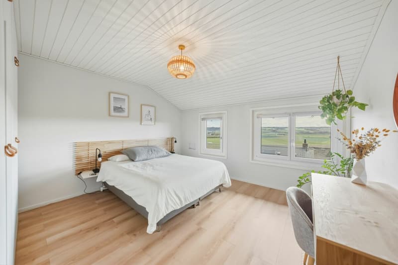 Villa mitoyenne entièrement rénovée à Orbe (4)