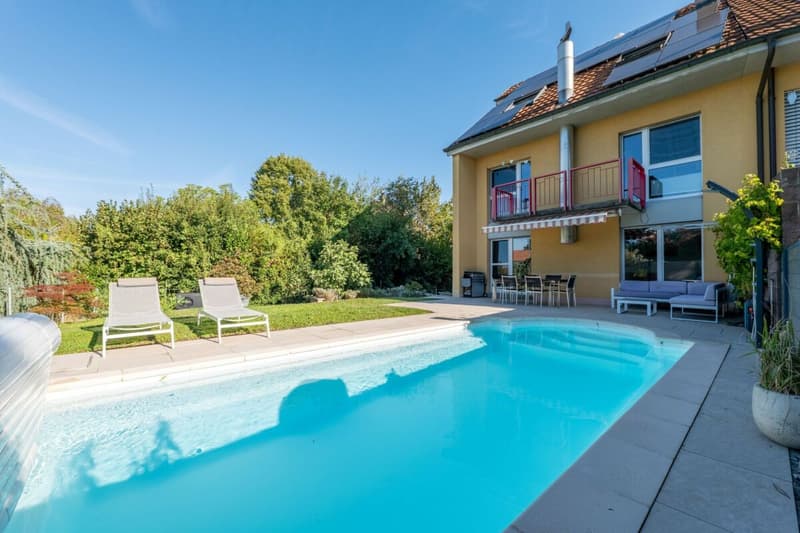 Villa d'architecte de 7.5 pièces avec piscine chauffée et jacuzzi à Corcelles-près-Payerne (10)