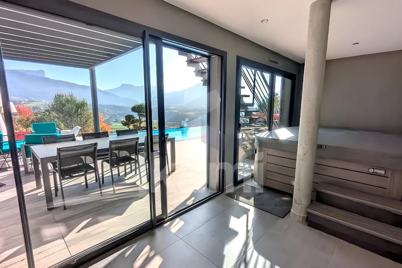 Villa de Standing Secteur Annecy (11)
