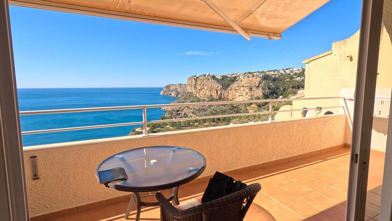 Appartement avec piscine?? Vue mer exceptionnelle plein Sud ! (4)