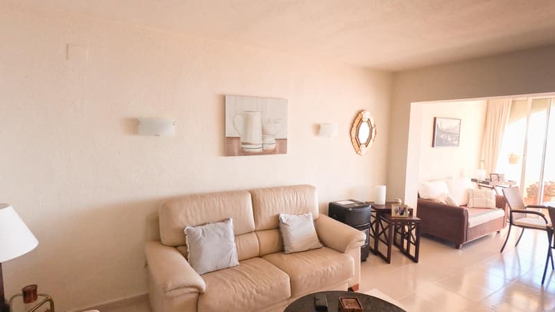 Appartement avec piscine?? Vue mer exceptionnelle plein Sud ! (5)