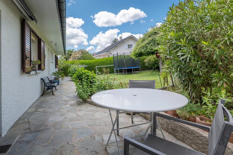 Belle villa familiale de 152 m² à Challex avec piscine (2)