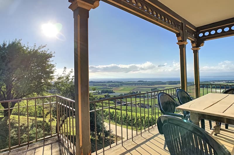 Luins, Domaine viticole avec forêt, vue imprenable lac (1)