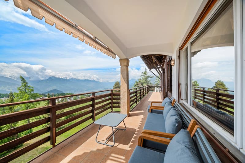 Appartement lumineux face aux panoramas alpins (10)