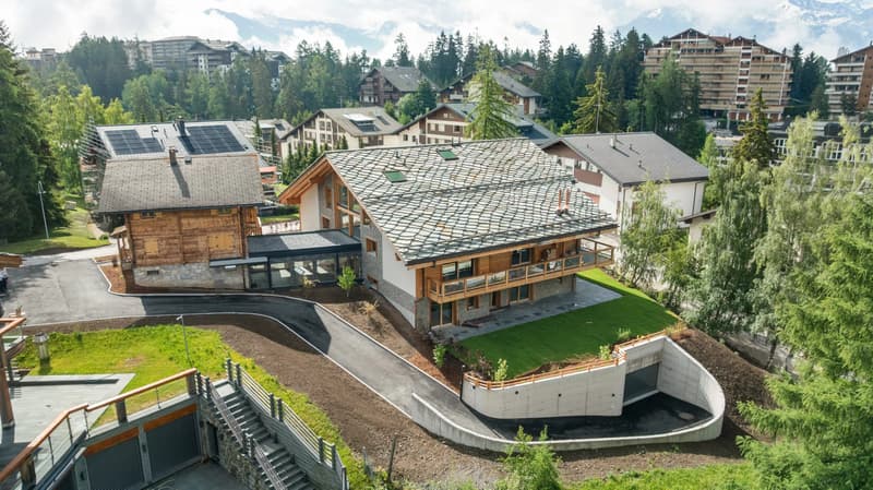 Somptueux duplex en plein coeur de Crans-Montana (10)