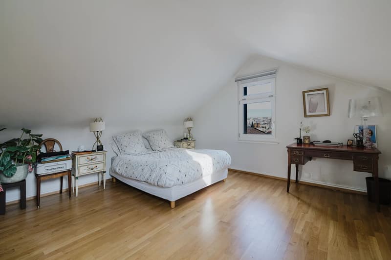 Appartement de 5 pièces avec vue sur le lac et la Cathédrale (4)