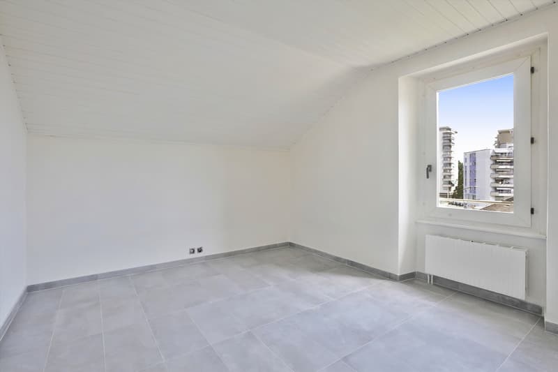 Appartement 1,5 pièces rénové à proximité de l'EPFL (3)