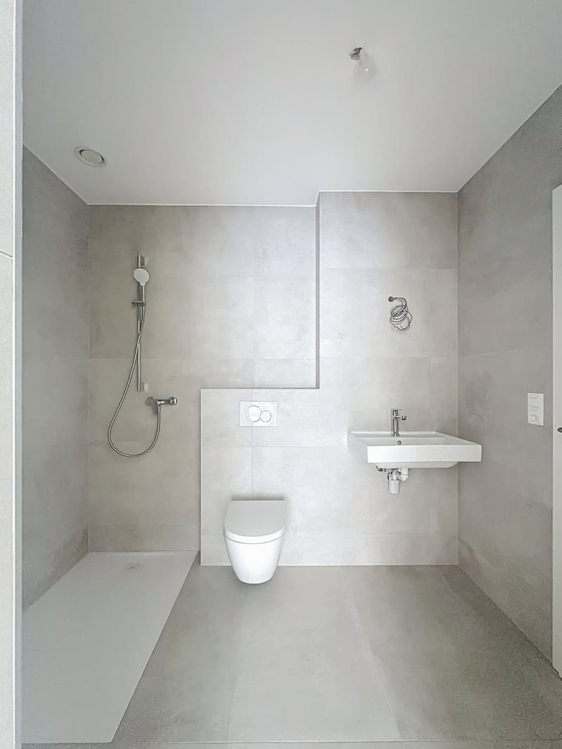 Appartement moderne de 2.5 pièces avec balcon à Sion (6)