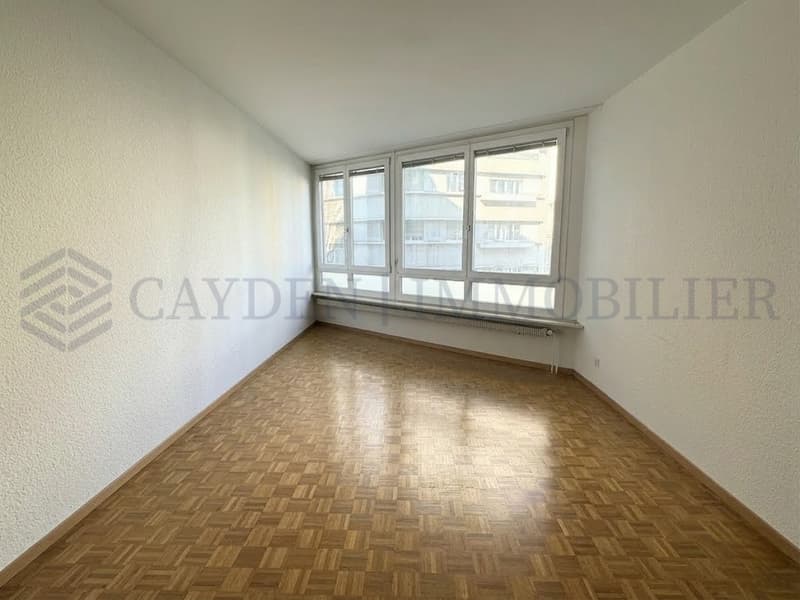 Exclusivité !! Studio avec vue sur le lac (4)
