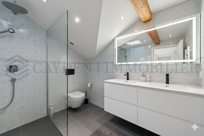 Exclusivité ! Grande maison de village (13)