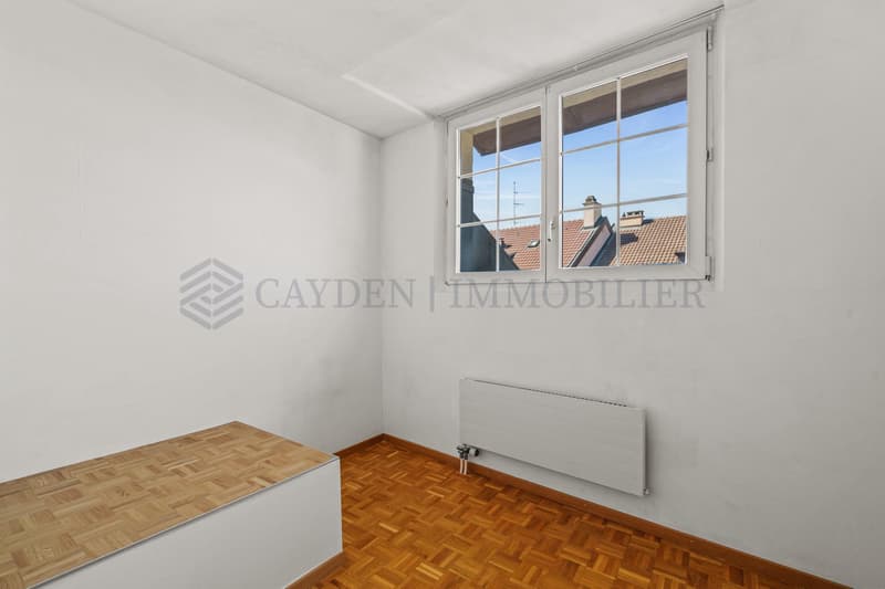 Exclusivité! immeuble de rendement mixte. (6)
