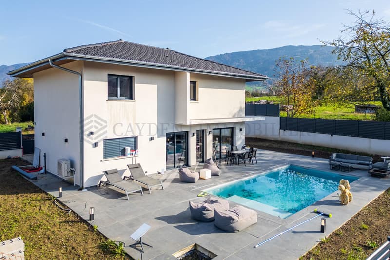 France voisine, Villa neuve individuelle avec piscine (2)