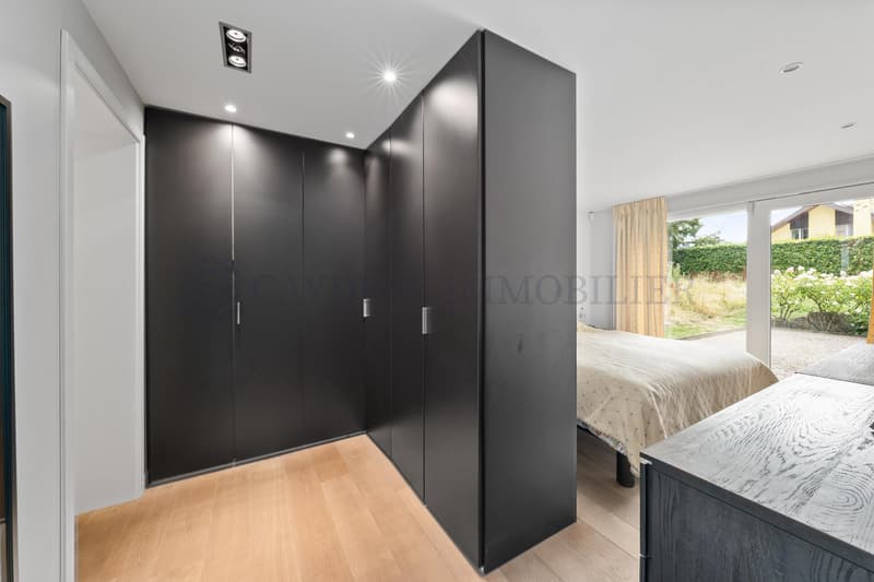 Grande villa individuelle entièrement rénovée (12)