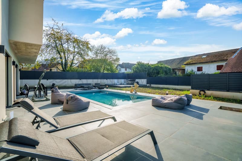 France voisine, Villa neuve individuelle avec piscine (2)