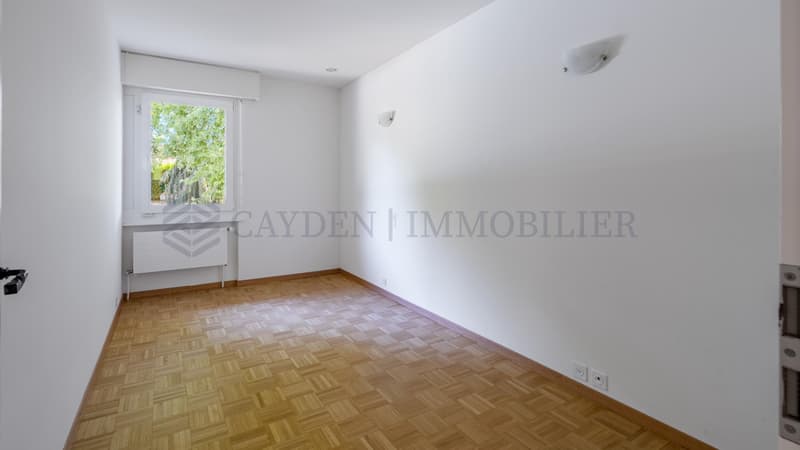 Splendide villa individuelle avec grand jardin (10)