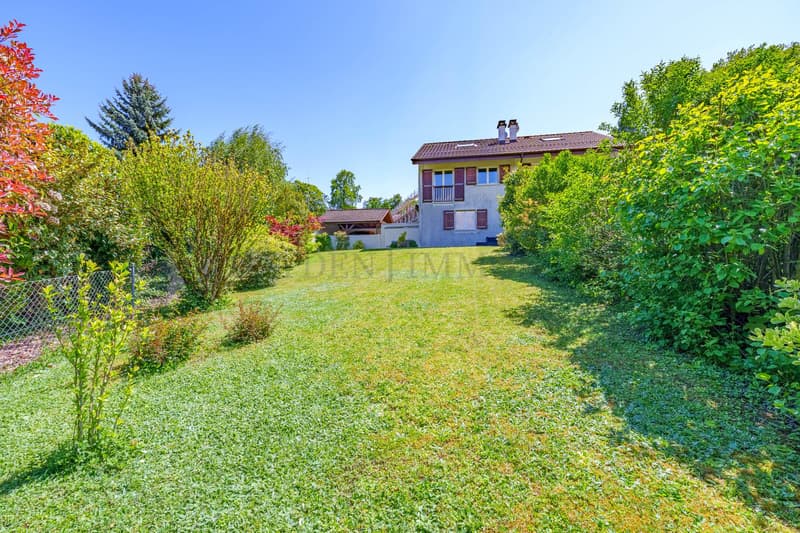 Grande villa 7 pièces avec joli jardin ensoleillé (2)