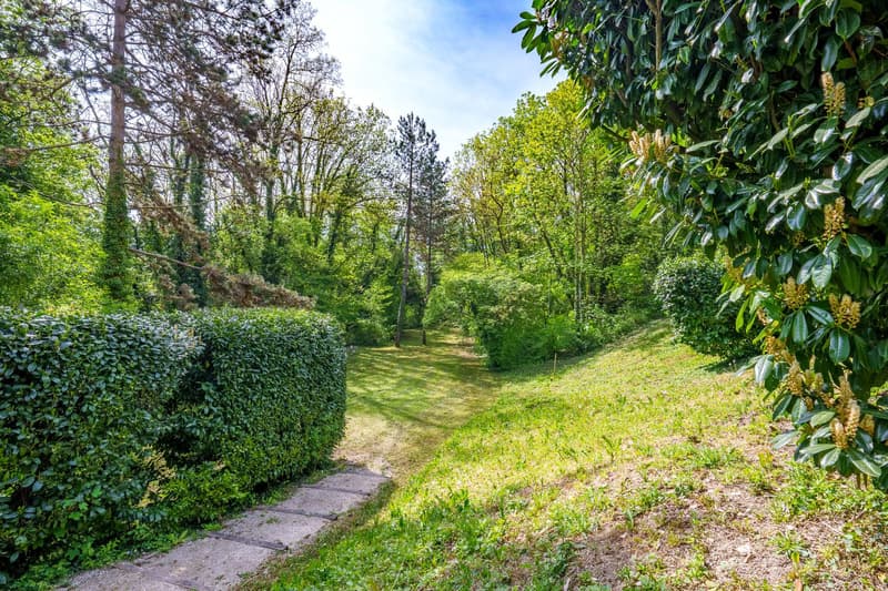 Exclusivité ! Superbe 5 pièces traversant avec vue dégagée ! (5)