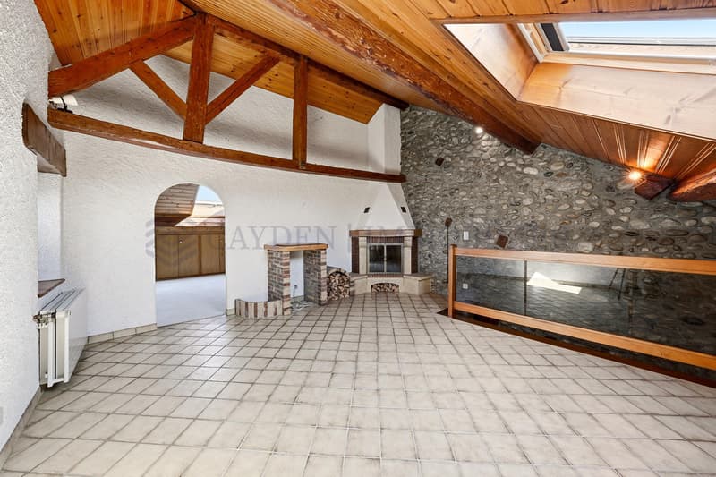 Exclusivité !! Belle maison avec cachet, à découvrir !! (6)