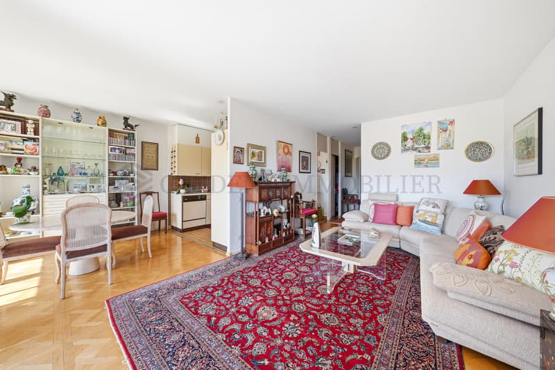 Exclusivité ! Superbe 5 pièces traversant avec vue dégagée ! (3)