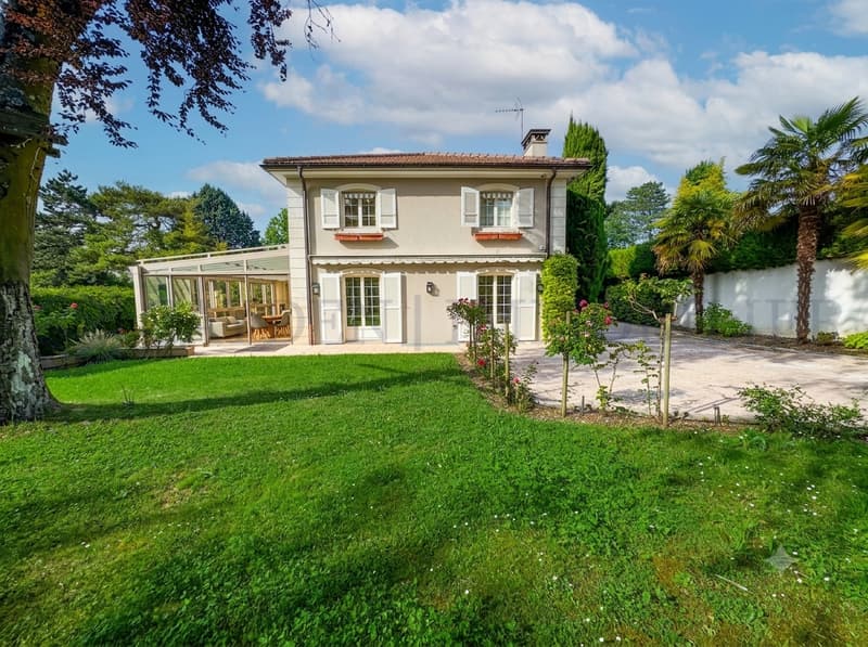 Superbe villa de 5 chambres ! (5)