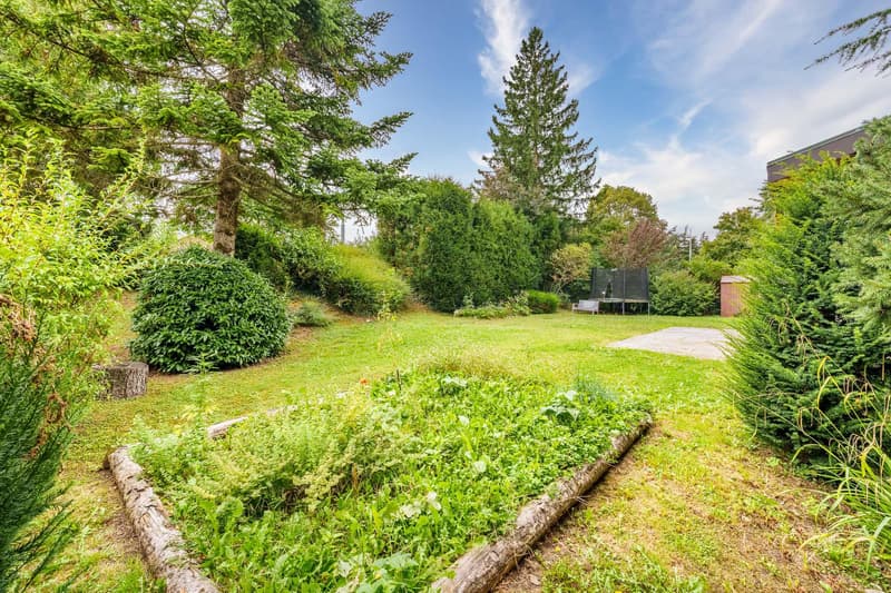 Villa plain-pied avec beau jardin (2)