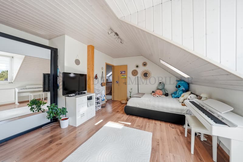 Maison villageoise de 6.5 pièces ? Jardin, terrasse et deux garages (8)