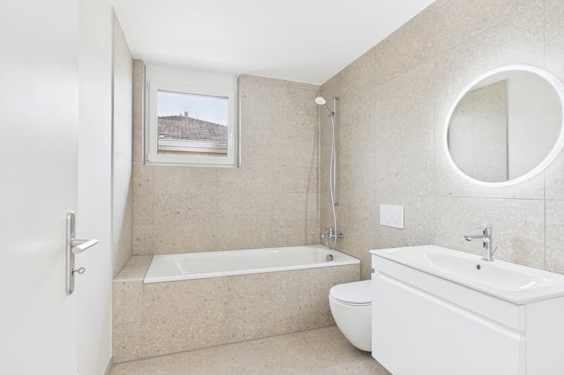 Appartement neuf avec grand balcon (10)