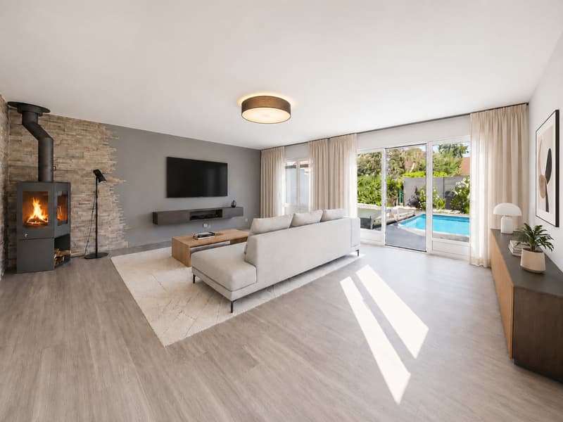 Beaux volumes avec piscine sur parcelle individuelle (3)