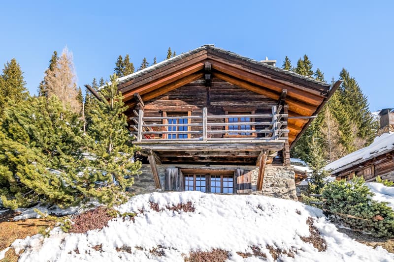 Charmant chalet en duplex de style alpin avec accès direct aux pistes, doté de trois chambres, niché sur les hauteurs de Verbier, près de Carrefour (11)