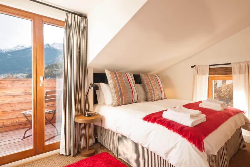 Beau bâtiment avec 4 appartements + espace commercial (5)
