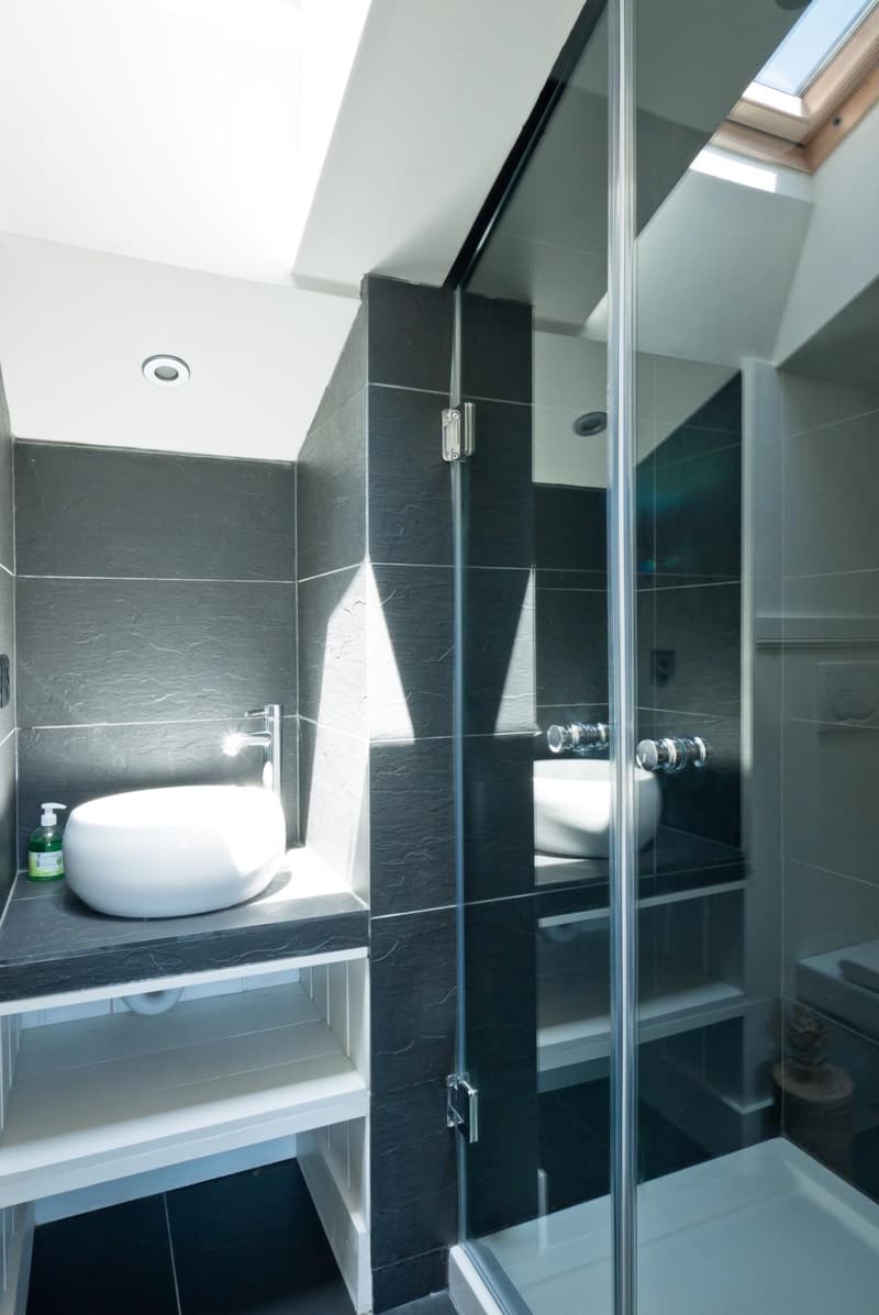 Beau bâtiment avec 4 appartements + espace commercial (6)
