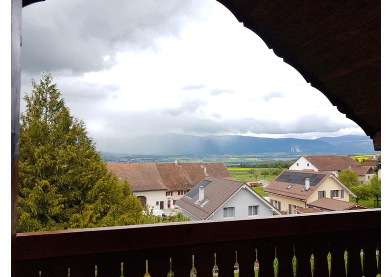 Charmant appartement de 3,5 pièces avec balcon et vue panoramique à Corcelles-sur-Chavornay (7)