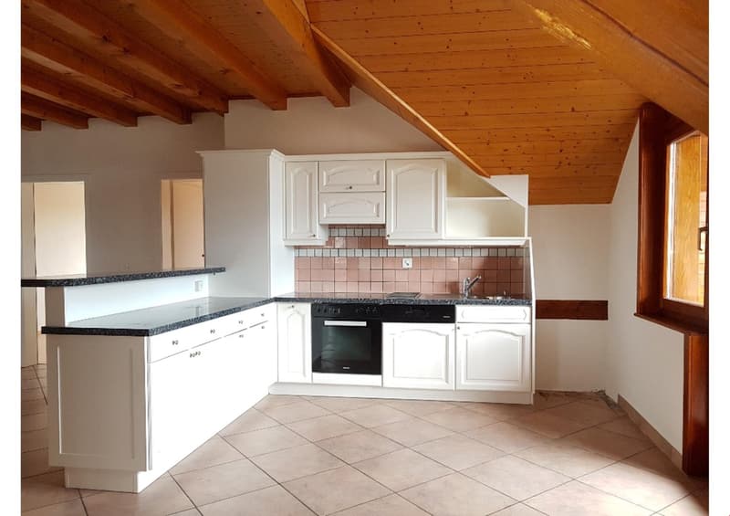 Charmant appartement de 3,5 pièces avec balcon et vue panoramique à Corcelles-sur-Chavornay (4)