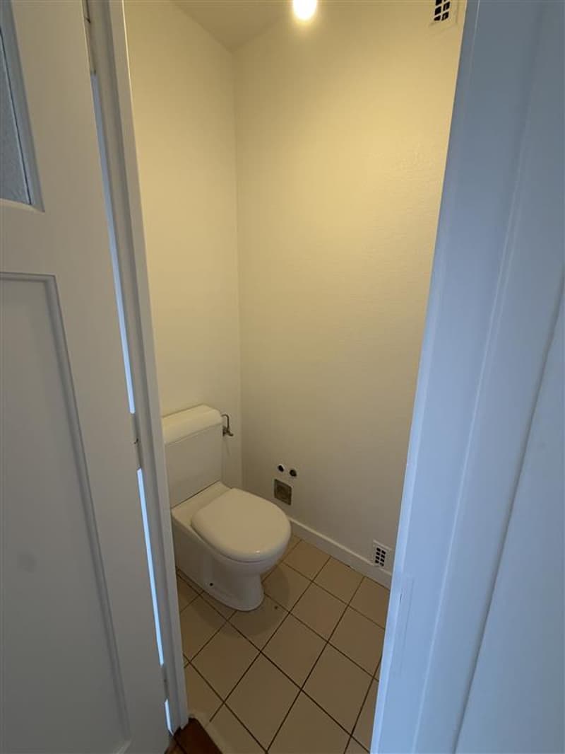 Appartement de 4 pièces avec balcon dans quartier calme (2)