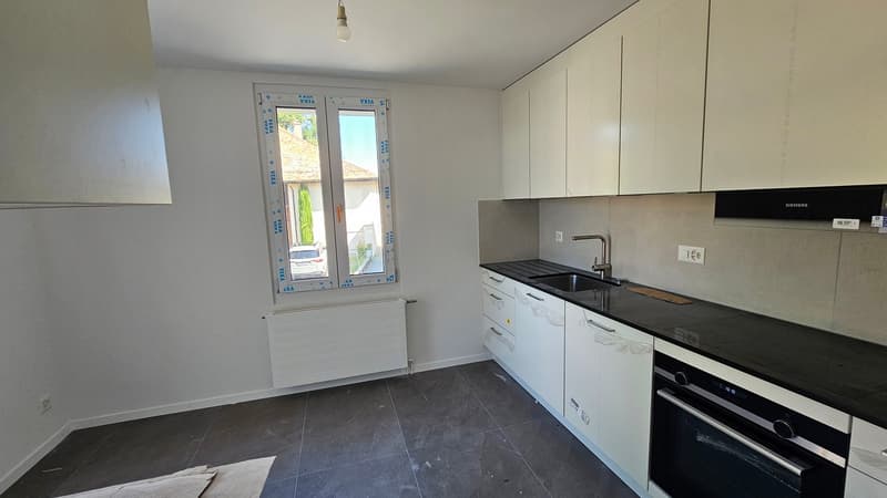 St-Saphorin-sur-Morges (7 minutes de Morges) : à louer magnifique appartement rénové de 3,5 pièces (2)
