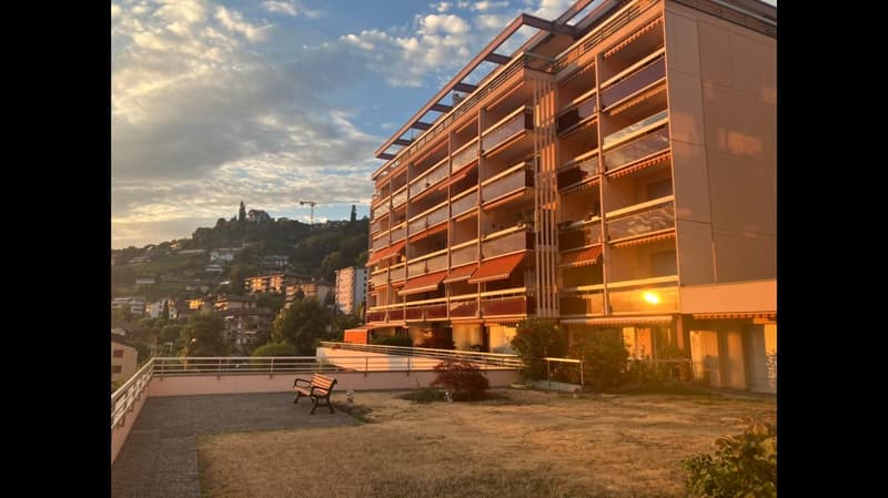 Montreux, 5 minutes à pieds de la gare : à louer appartement de 2,5 pièces avec balcon-haut-standing (9)