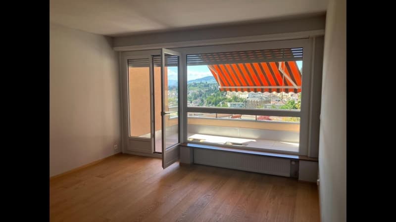 Montreux, 5 minutes à pieds de la gare : à louer appartement de 2,5 pièces avec balcon-haut-standing (3)
