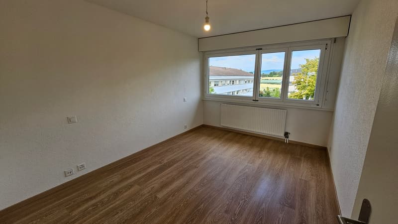 Echandens : proche de toutes commodités, à louer charmant appartement de 4 pièces (7)