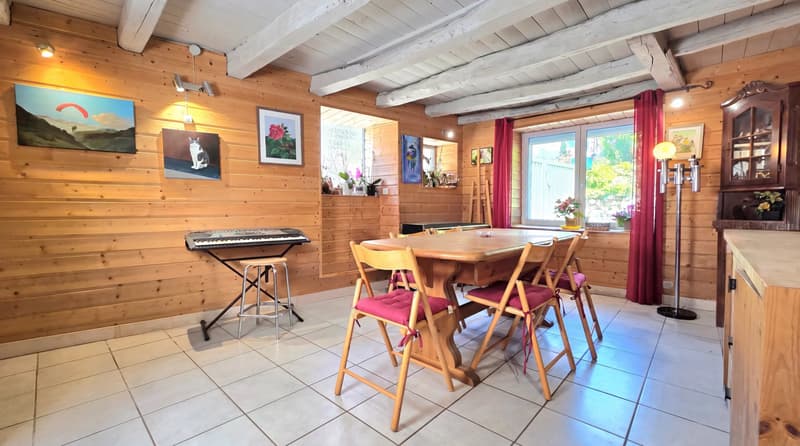 Chaumont : Maison de village T4 avec jardin et vue (10)