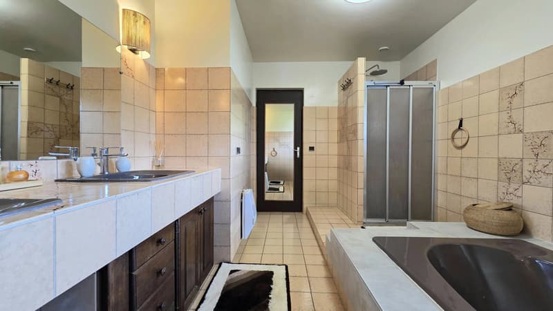 Séduisante maison d'architecte T8 à Armoy (11)