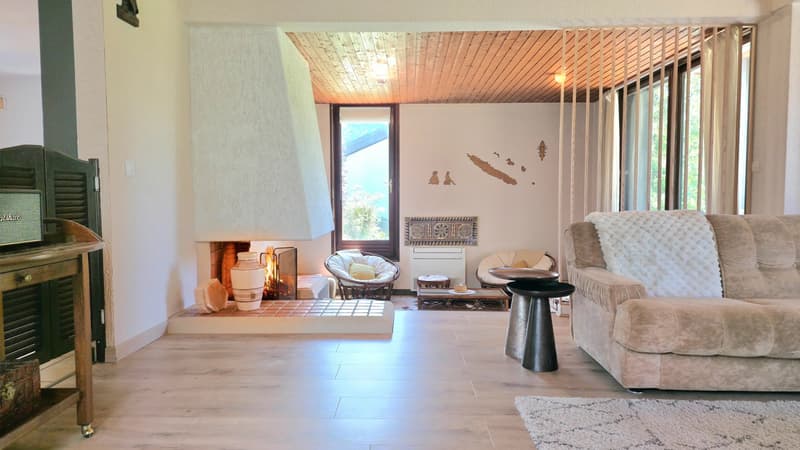 Séduisante maison d'architecte T8 à Armoy (1)