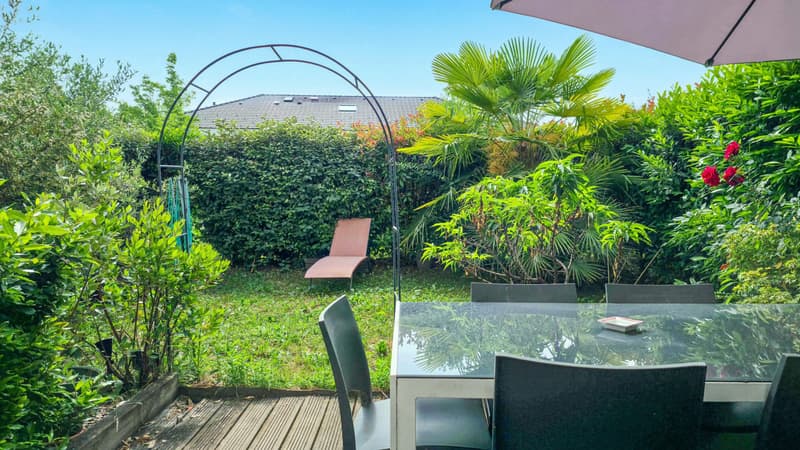 Agréable T2 en rez-de-jardin à Metz-Tessy (2)