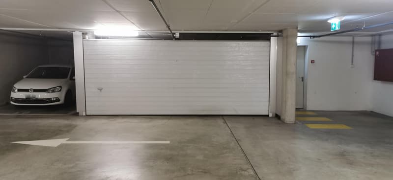 CLARENS GARAGE EN PLEIN CENTRE VILLE (2)