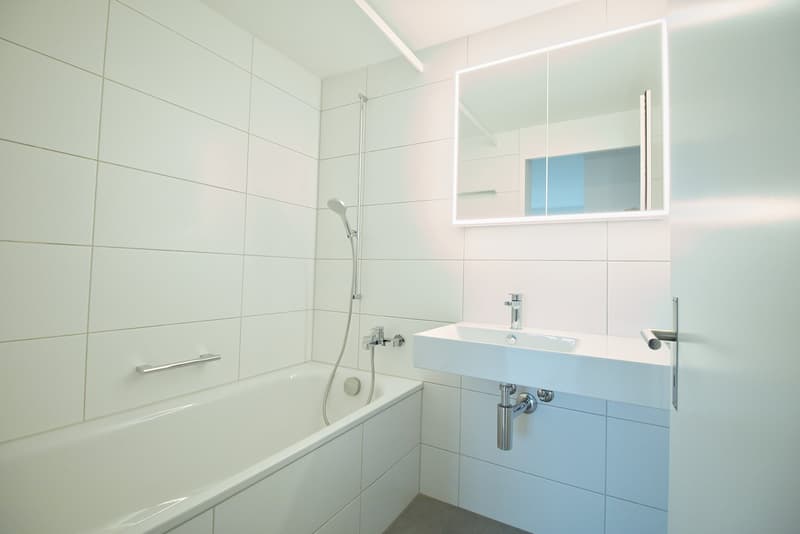 Zentral gelegene 4.5-Zimmerwohnung im Spiegel (8)